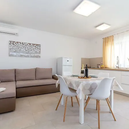 Gioia * Porec